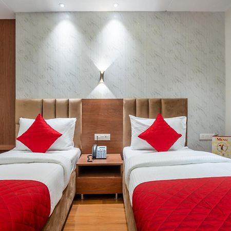 Hotel Avaas - Faiz Road Karol Bagh دلهي المظهر الخارجي الصورة