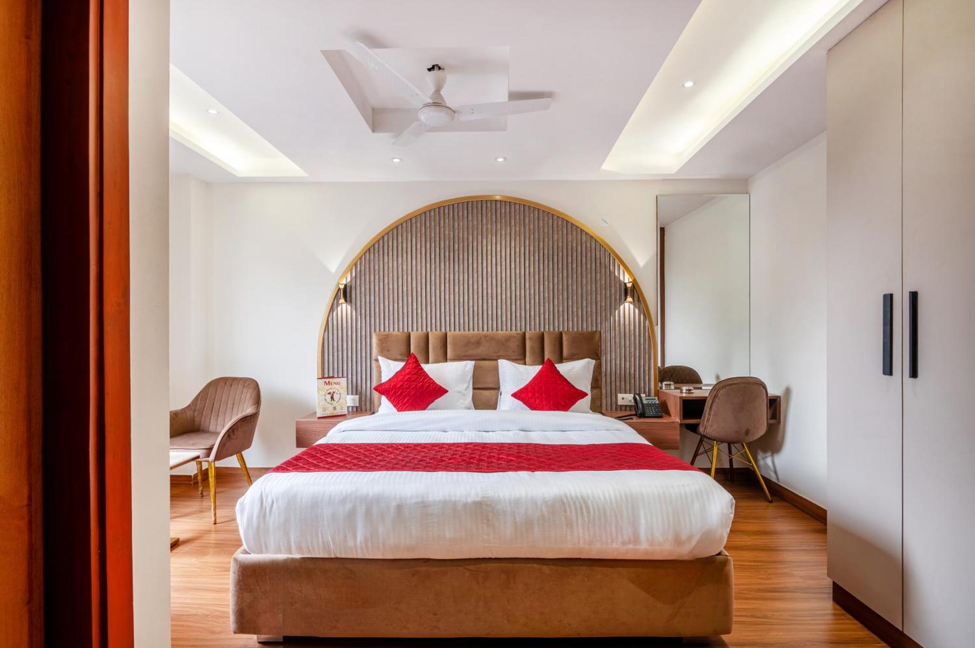 Hotel Avaas - Faiz Road Karol Bagh دلهي المظهر الخارجي الصورة