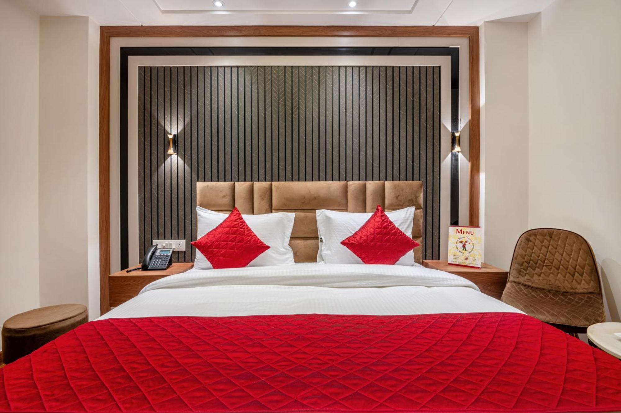 Hotel Avaas - Faiz Road Karol Bagh دلهي المظهر الخارجي الصورة
